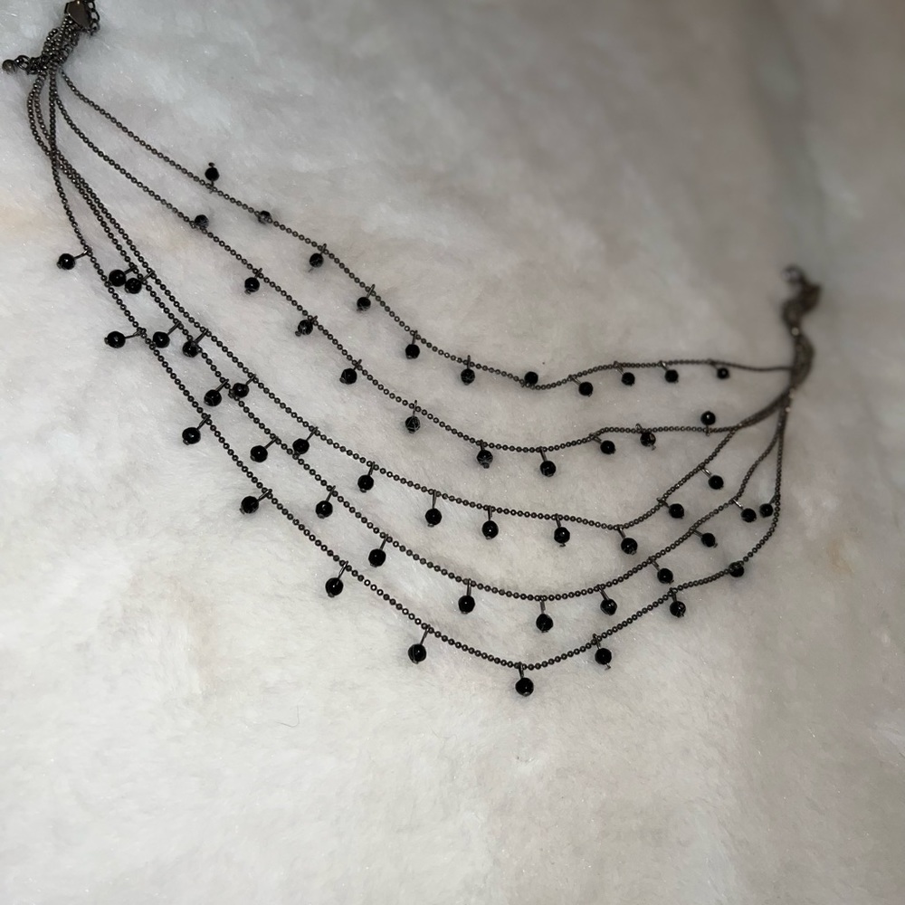 Black pearl necklace